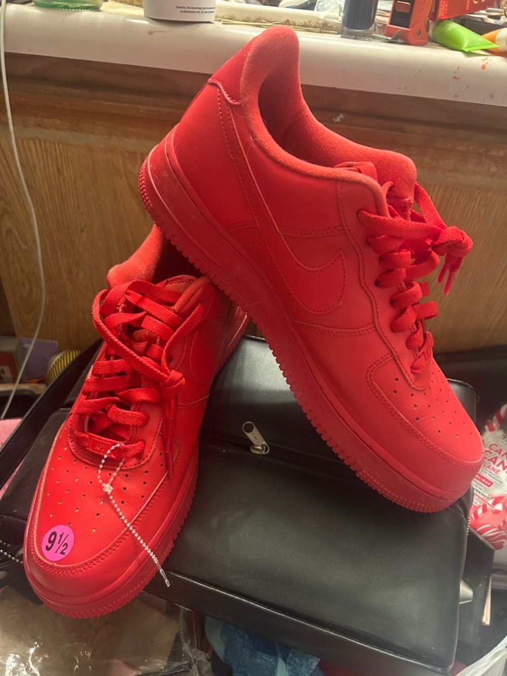 All-Red Low Top NIKE AIR Air Force sneakers